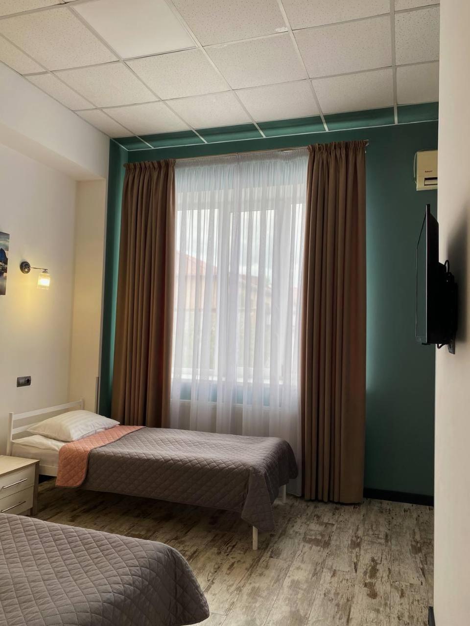 Gosudar Hotel Kropyvnytskyi Exterior foto